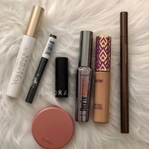 Makeup bundle!!